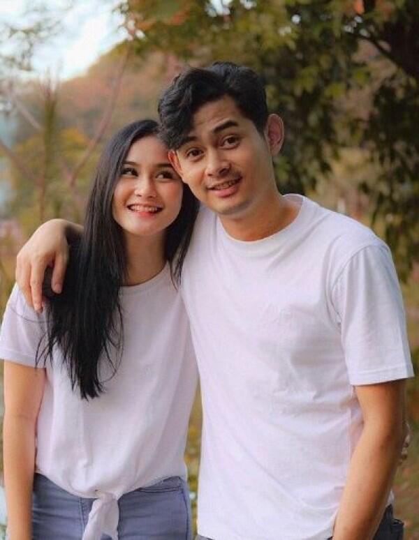 10 Gaya Pacaran Isel Fricella dan Miqdad Addausy yang Hits Abis