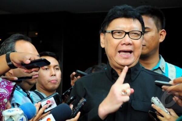 Tjahjo Larang Pegawai Kemendagri Gunakan Plastik Sekali Pakai