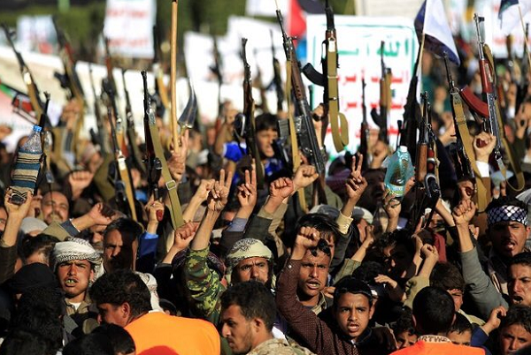 Sebanyak 50 Pasukan Houthi Dievakuasi ke Oman Dengan Pesawat PBB