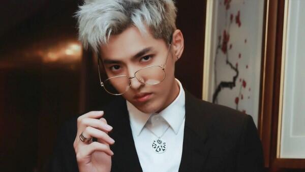 16 Idol KPop yang Pernah Kolaborasi dengan Musisi Internasional