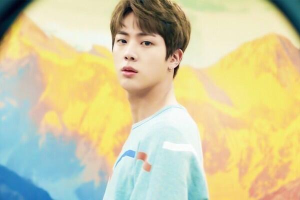 Kece, ARMY Bikin Proyek Spesial Buat Ulang Tahun Jin BTS!