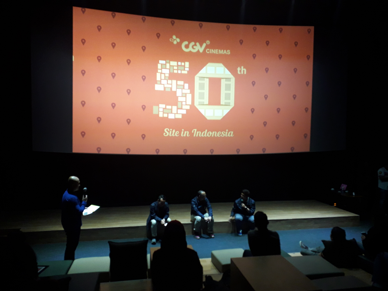 KONSEF BIOSKOP DAN OLAHRAGA "PLAYACTIVE CINEMA" PERTAMA DI INDONESIA.