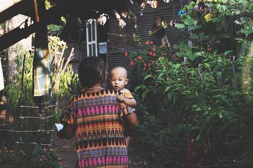 AWAS!! INI DAMPAK BURUK MEMARAHI ANAK DI DEPAN UMUM