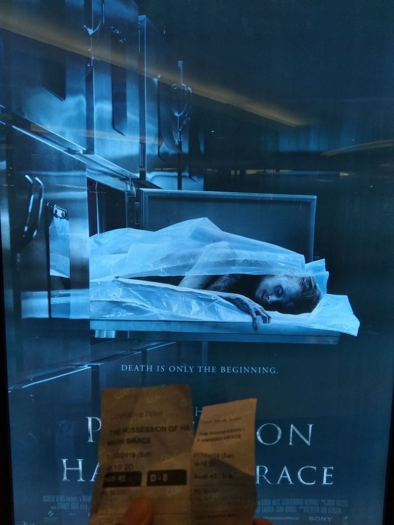 Cadaver ( THE POSSESSION OF HANNAH GRACE)