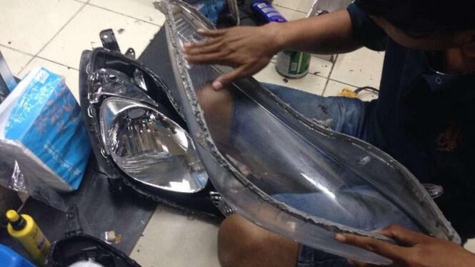 Paling Ngeselin Nih Gan, Lampu Mobil Berembun
