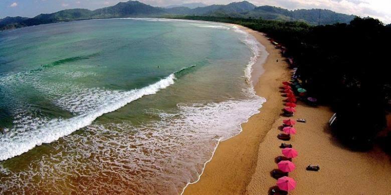 Pantai-pantai Paling Eksotik Sebagai Jawa timur