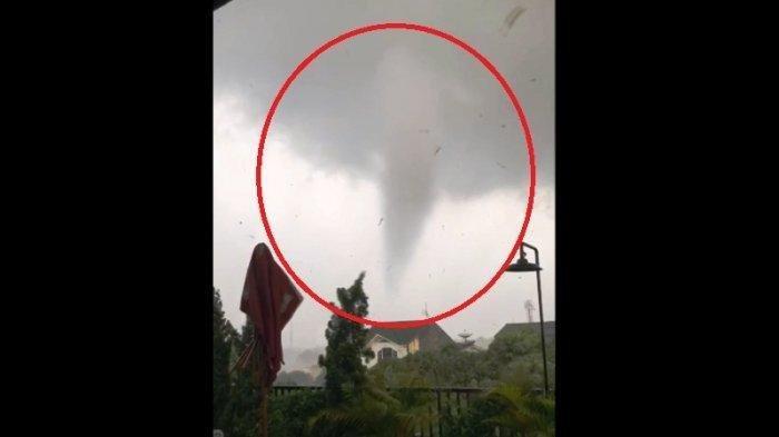 Angin Puting Beliung yang Menyapu Kota Bogor pada Kamis Sore Rusak 848 Rumah