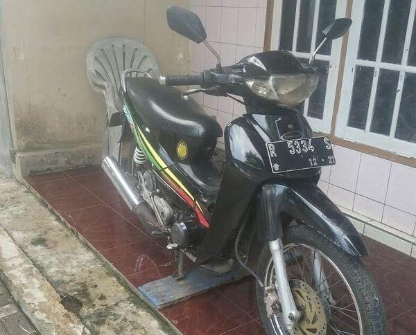Punya Fitur Bagus, Namun 6 Motor Bebek Kawasaki Ini Kurang Laris