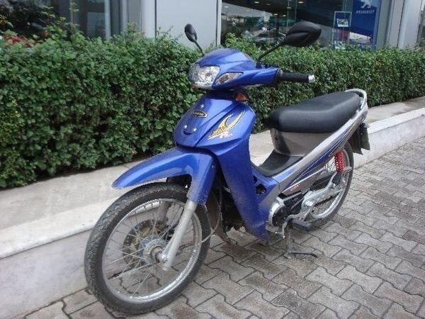 Punya Fitur Bagus, Namun 6 Motor Bebek Kawasaki Ini Kurang Laris