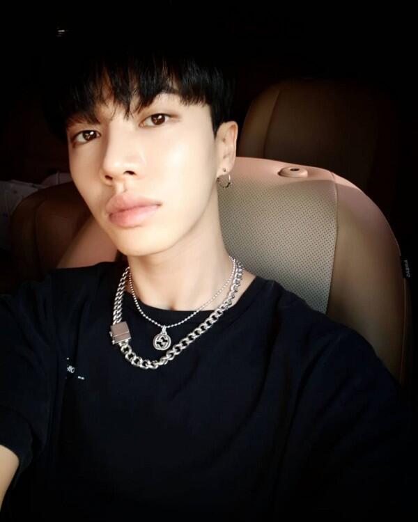 Bakal Kangen, 7 Bintang KPop Ini Akan Wamil di Tahun 2019
