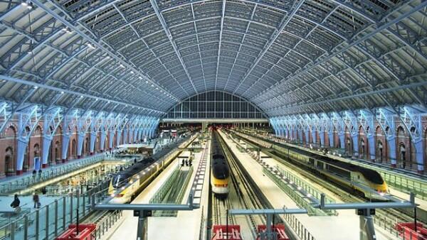 10 Stasiun Bawah Tanah Paling Keren di Dunia, Instagramable Banget!