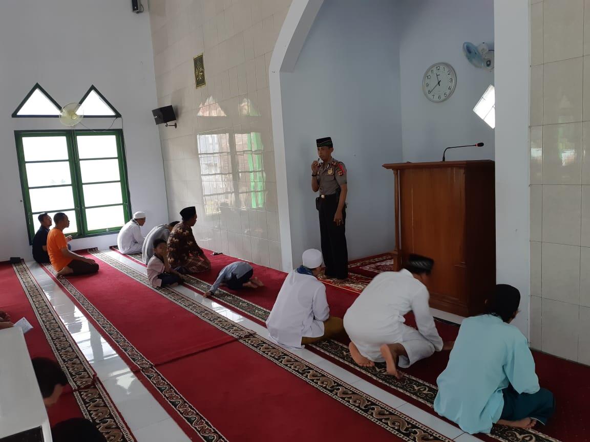 Usai Shalat Jumat Kapolsek Majalengka Berikan Himbauan Kamtibmas