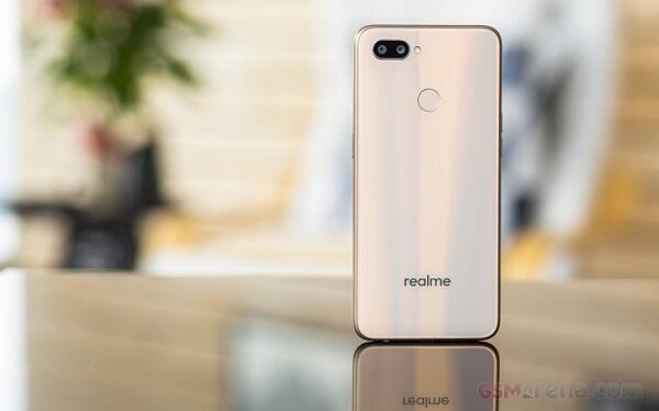 Mau Pake Redmi Note 6 Pro Buat Gaya? Eits Tunggu Dulu, Mending Pake Realme U1 Aja