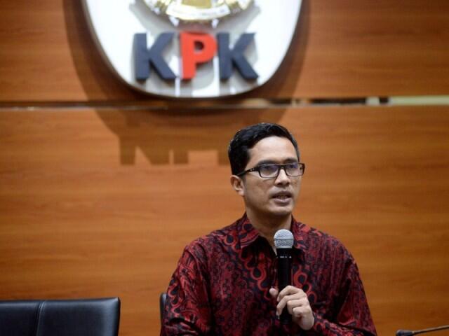 KPK Tahan Tersangka Suap Jabatan di Klaten