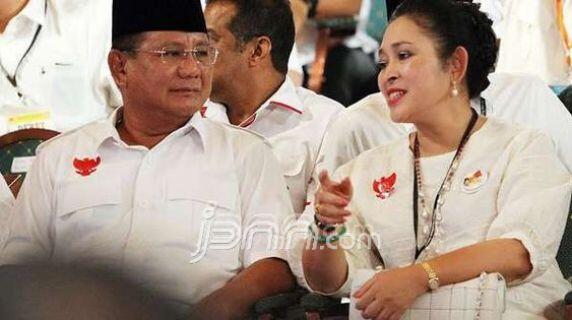 Ketika Pujian Prabowo Meluluhkan Mantan Istri di Gala Dinner