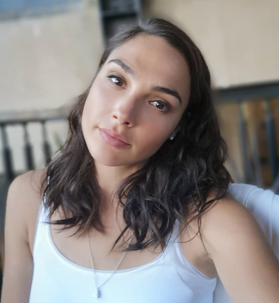 Ini Rahasia Kulit Kinclong Gal Gadot