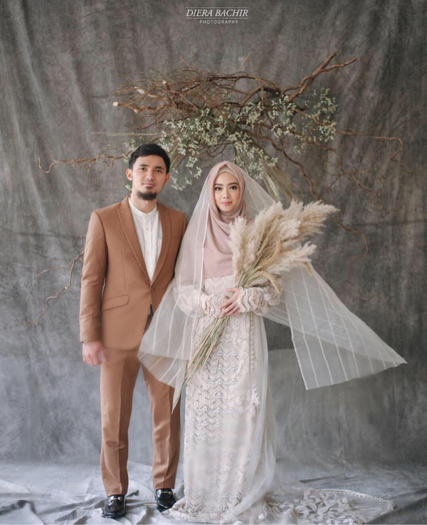 Heboh Lindswell Kwok Mualaf, Berhijab, dan Menikah