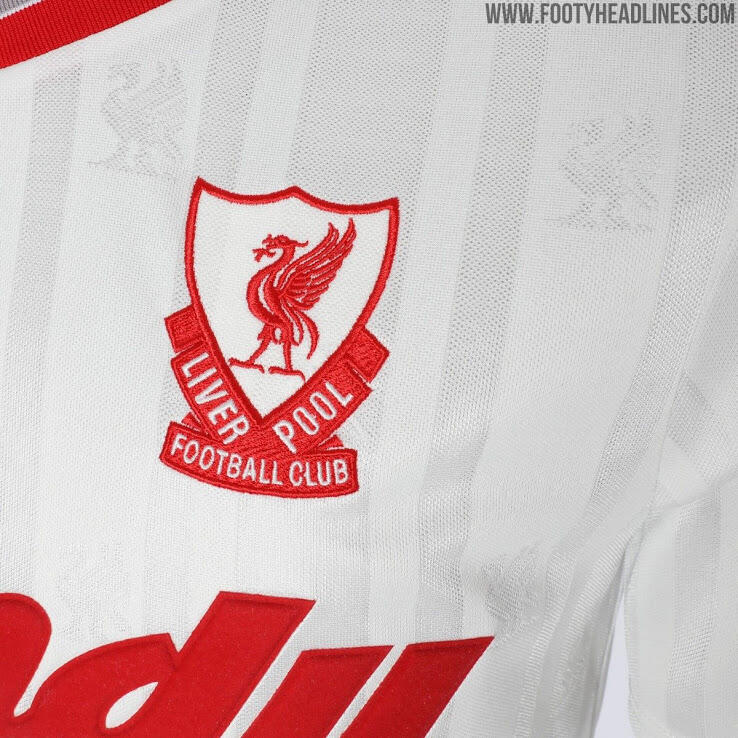 Kelas! Liverpool Rilis Jersey Retro Gan