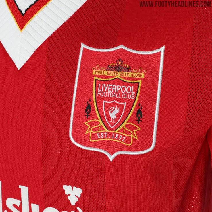Kelas! Liverpool Rilis Jersey Retro Gan