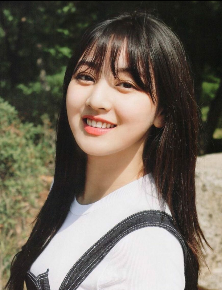 Jihyo Si Cantik Dari Twice, Kenalan yuk 