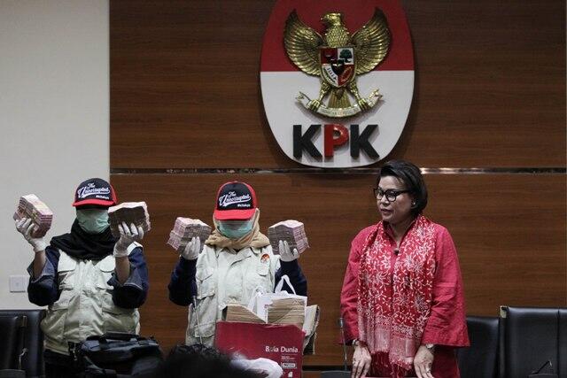 Kakak Ipar Bupati Cianjur Diminta Serahkan Diri