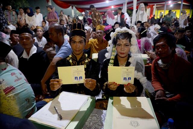 DKI Berencana Kembali Gelar Nikah Massal