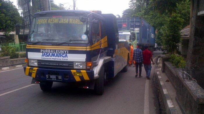 Jangan Ketipu, Ini Tarif Derek Resmi di Jalan Tol