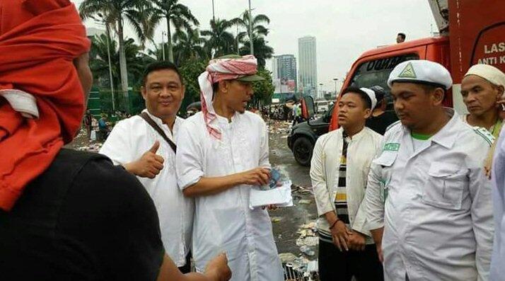 Jangan Biarkan Jokowi Berjuang Sendiri