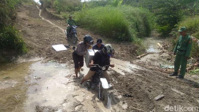 KPU Pakai Kotak kardus untuk pemilu 2019 nanti (Bukan Hoax)