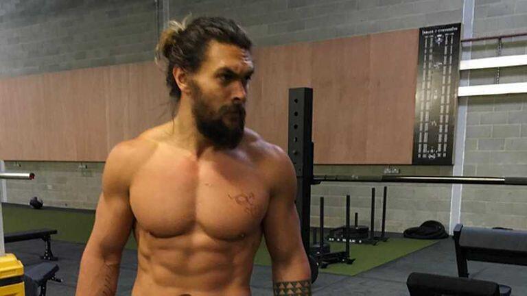 Roti dan Mentega Jadi Rahasia Tubuh Kekar Jason Mamoa