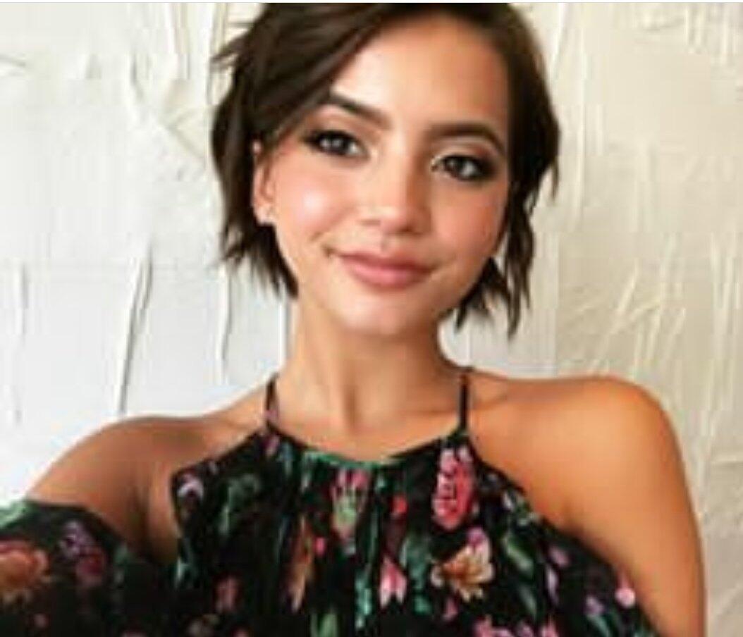 6 Fakta Si Sexy Isabela Moner, Pemeran Film Dora The Explorer Di Dunia Nyata