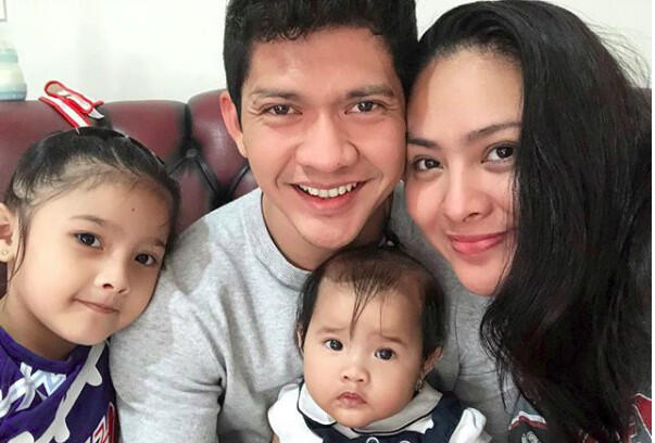 Iko Uwais Cinta Banget Sama Audy Item, Ini Kisah Cinta Mereka yang Tak Diketahui