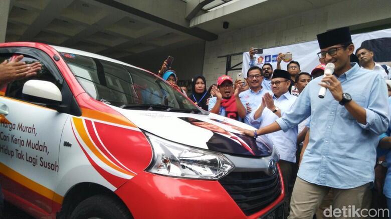 Mulai Pemanasan, Sandiaga Luncurkan 'Mobil Tempur' untuk Jateng