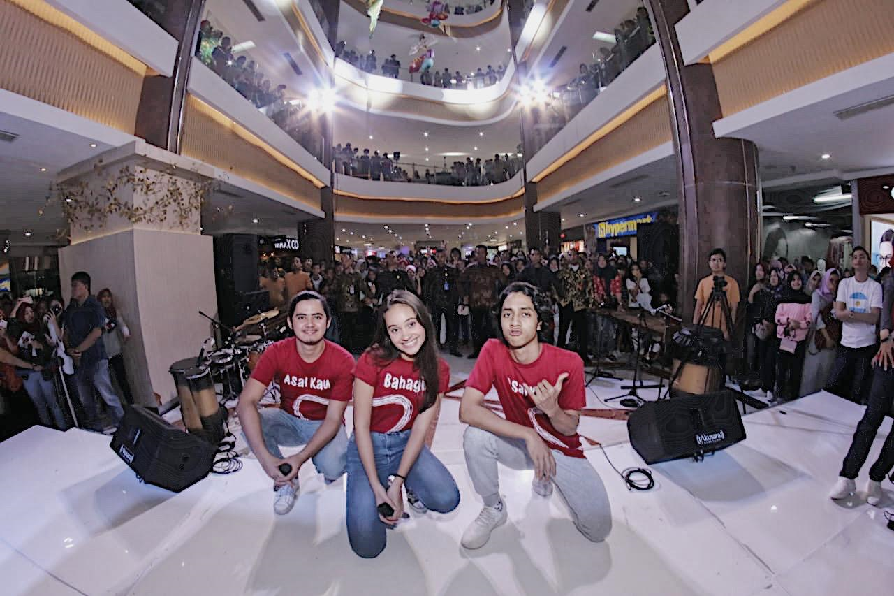 Fans Menjadi Doping Untuk Aliando & Aurora