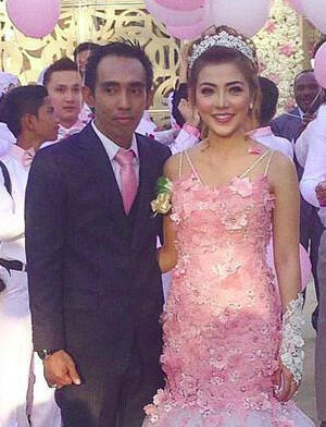Ah Gila Popularitas Sih.... Hanya Sensasi 5 Artis Ini Dianggap Nikah Setting-an