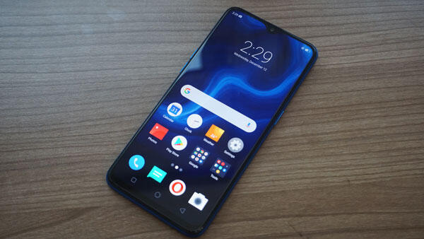 Desain Realme U1 Bisa Bikin Agan Punya Handphone Elegan dengan Harga Terjangkau