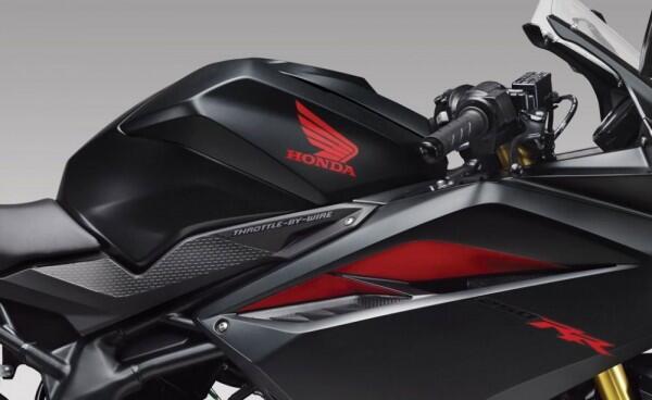 Punya Banyak Fitur Keren, Ini 5 Alasan untuk Memilih Honda CBR250RR!