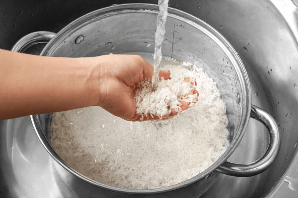 Anak Kos, Lakukan 7 Hal Ini Agar Rice Cooker Kamu Gak Mudah Rusak