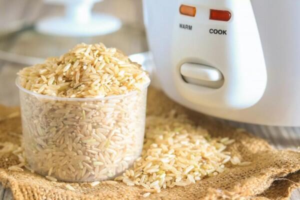 Anak Kos, Lakukan 7 Hal Ini Agar Rice Cooker Kamu Gak Mudah Rusak
