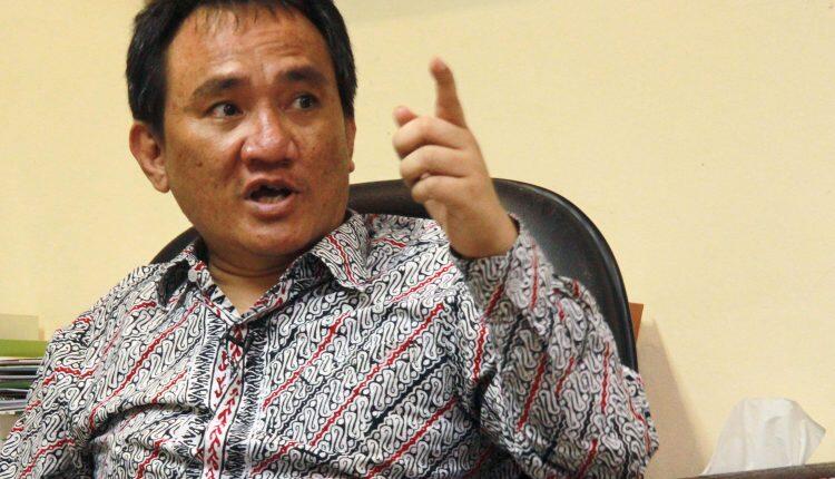 Demokrat: Zaman Orde Baru, Atribut Parpol Selalu Diberi Ruang