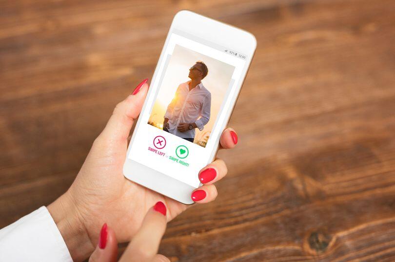 Wanita Selesaikan Kasus Pencurian Setelah Match Di Tinder Dengan Pelaku Dan Korban