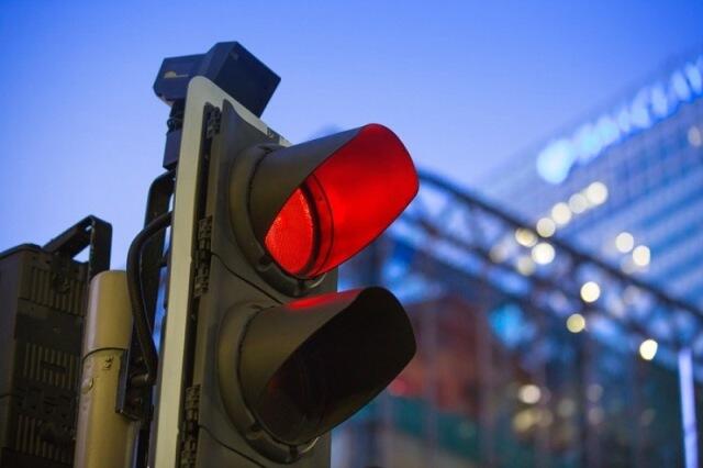 Lagi,Pesta Pernikahan KOPLAK Di Indonesia! &quot;BAJAK LAMPU MERAH&quot; Di Perempatan!