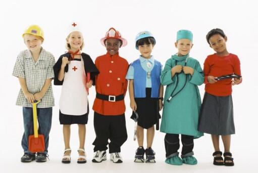 7 Fakta Unik Anak Milenial vs Anak Zaman Now yang Jarang Diungkap
