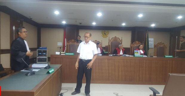 Eks Kabiro Keuangan Udayana Dituntut 4 Tahun Penjara