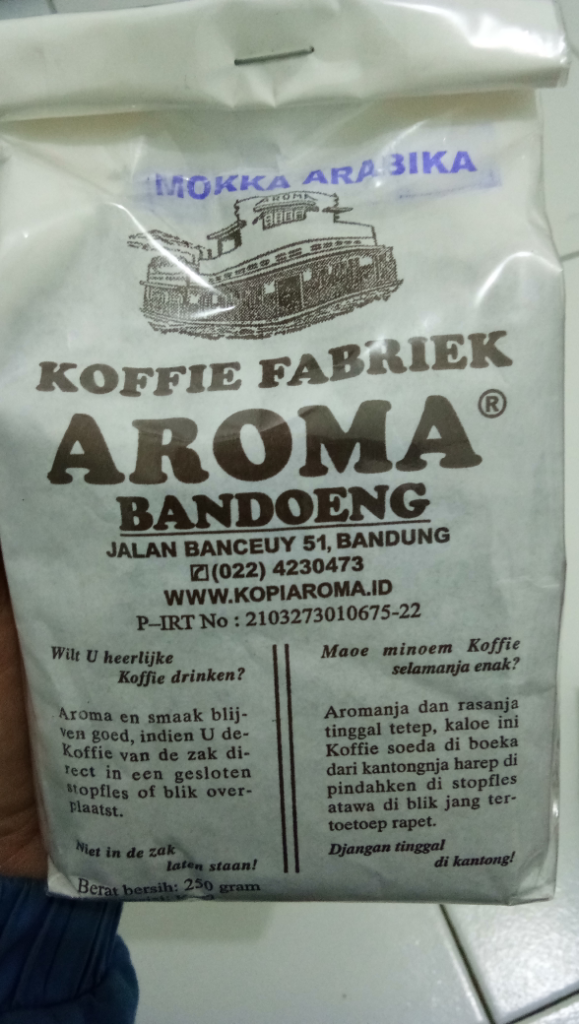 Menikmati Kopi Legendaris &quot;Aroma Kopi&quot; 