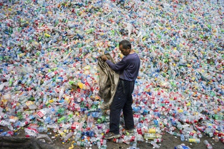 Eropa Larang Penggunaan Plastik Sekali Pakai, Indonesia Kapan?