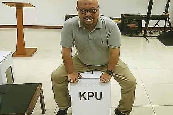 KOTAK KARDUS PEMILU MAMPU TAHAN BEBAN HINGGA 107 KG. 