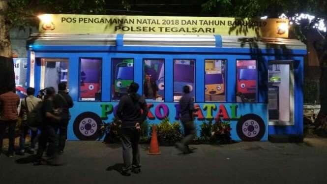 Pos Polisi Yang Berdesain &quot;Bus Tayo&quot; Di Surabaya