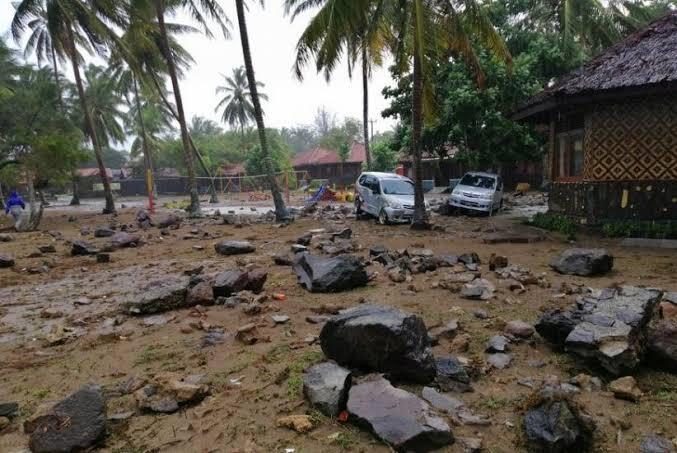 Kronologi Tsunami Di Pantai Anyer Versi BMKG