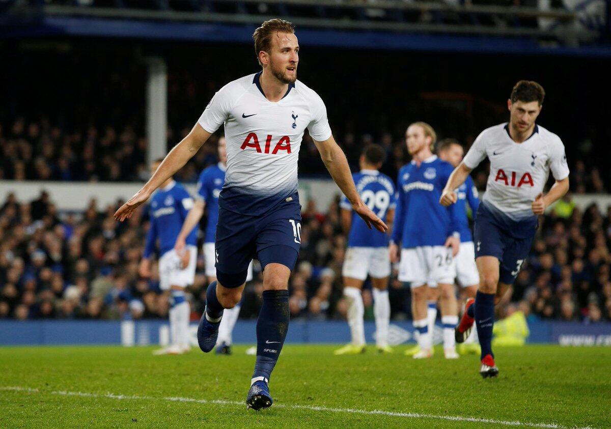 Tottenham Hotspurs, Klub yang Tak Pernah Mau Berbagi di Premier League! 